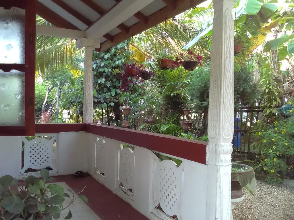 Gem Villa เวลิกามา ภายนอก รูปภาพ