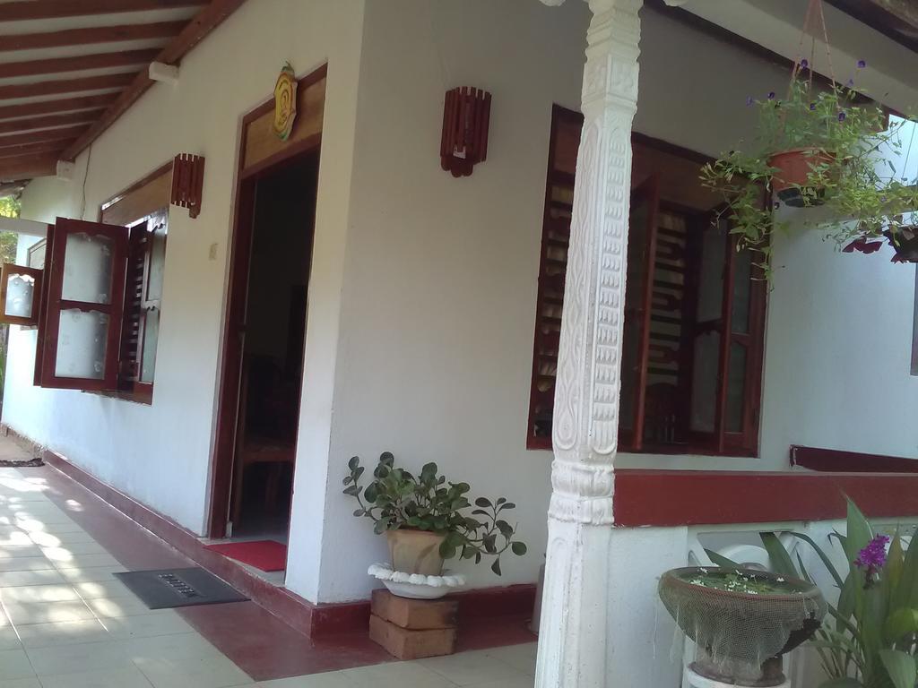 Gem Villa เวลิกามา ภายนอก รูปภาพ